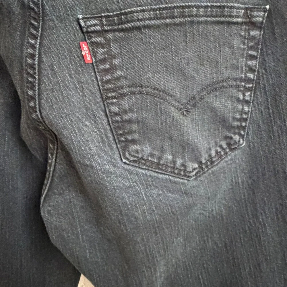 Levis Mens 511 Slim Fit Jeans 33x32 Black Denim Classic Modern Streetwear Pants